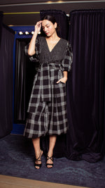 Load image into Gallery viewer, Oversized Front Wrap Jumpsuit with Detachable Wide Belt - Checks
