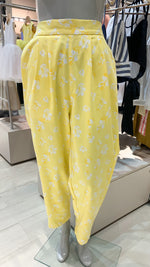 Load image into Gallery viewer, Tapered Pants - Yellow Floral
