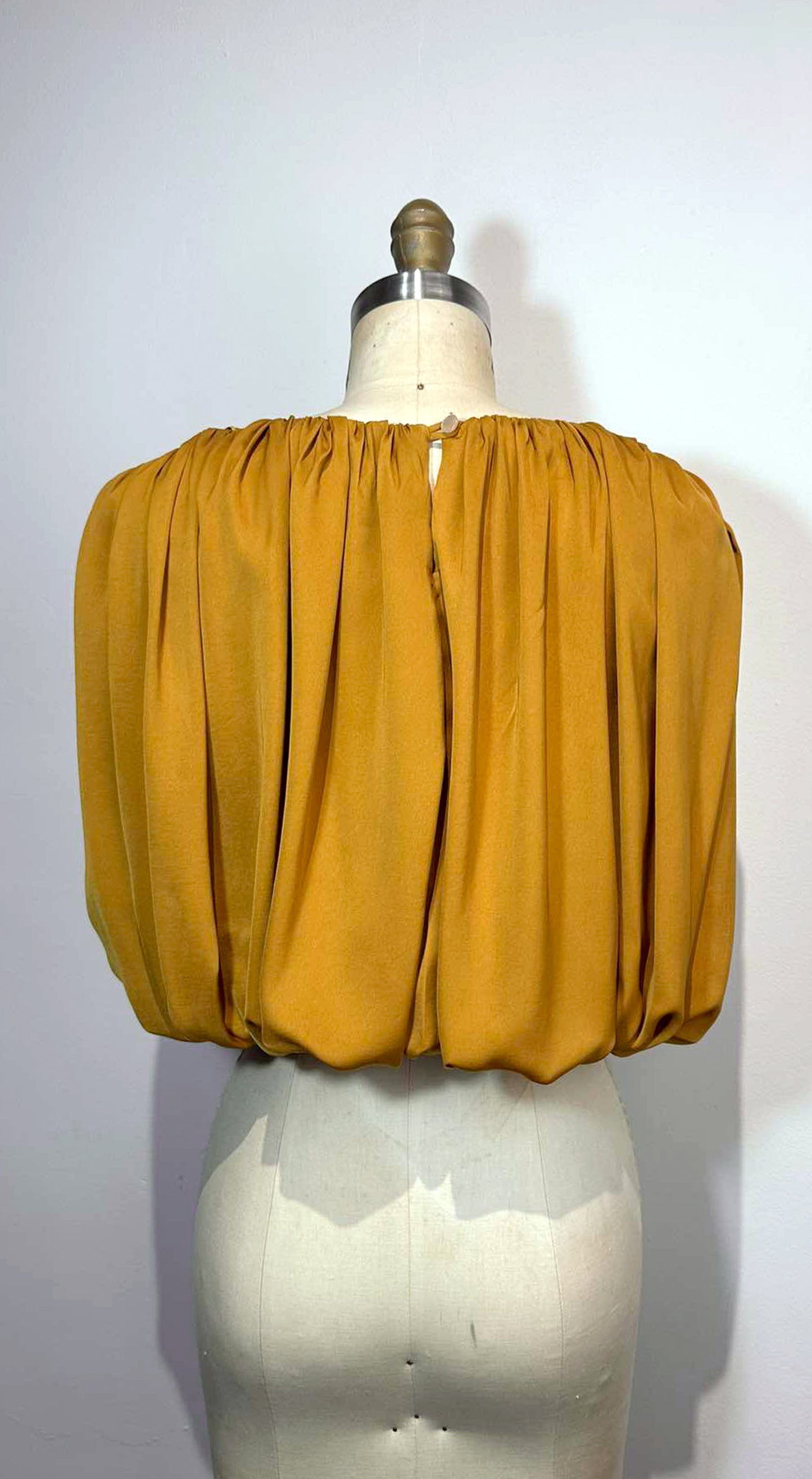 Silk Crop Bubble Top