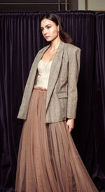 Load image into Gallery viewer, Gathered Elastic Waist Tulle Skirt - Light brown
