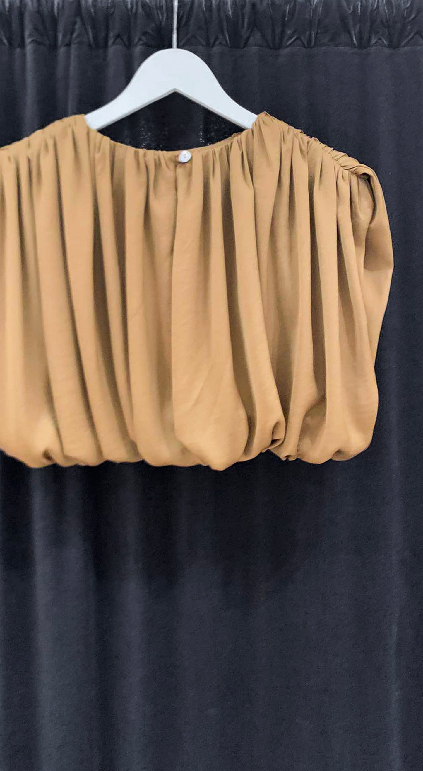 Silk Crop Bubble Top