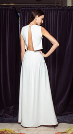 Load image into Gallery viewer, Front and Back Pleated Versatile Long Skirt - White Crepe
