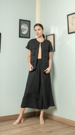 Load image into Gallery viewer, Four Pocket Drop Shoulder Oversized Belted Top
