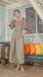 Load image into Gallery viewer, Double Front Pleat Wide Leg Pants in Fatigue Green Linen
