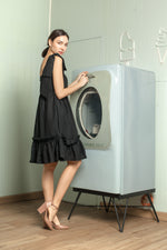 Load image into Gallery viewer, Sweetheart V Cutout with Oversized Ribbon Dress
