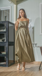 Load image into Gallery viewer, Spaghetti Strap Balloon Dress in Fatigue Green Linen
