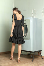 Load image into Gallery viewer, Sweetheart V Cutout with Oversized Ribbon Dress
