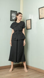 Load image into Gallery viewer, Four Pocket Drop Shoulder Oversized Belted Top
