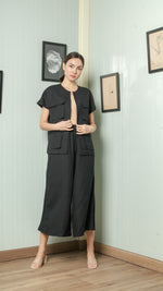 Load image into Gallery viewer, Four Pocket Drop Shoulder Oversized Belted Top
