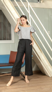 Gathered Waist Square Pants in Black