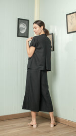 Load image into Gallery viewer, Four Pocket Drop Shoulder Oversized Belted Top

