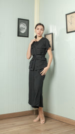 Load image into Gallery viewer, Four Pocket Drop Shoulder Oversized Belted Top
