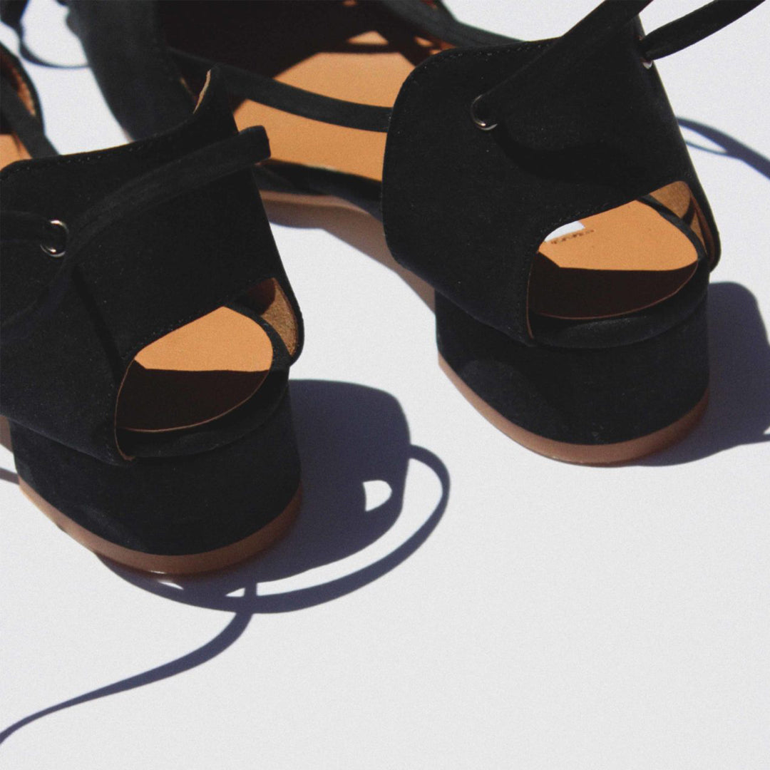 About Arianne Celia - Black