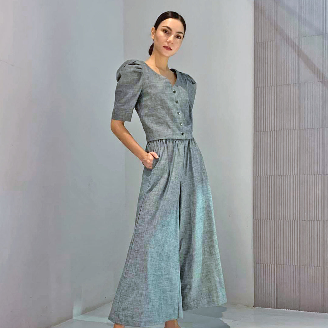 Soft Denim Elastic Waist Wide Hem Pants